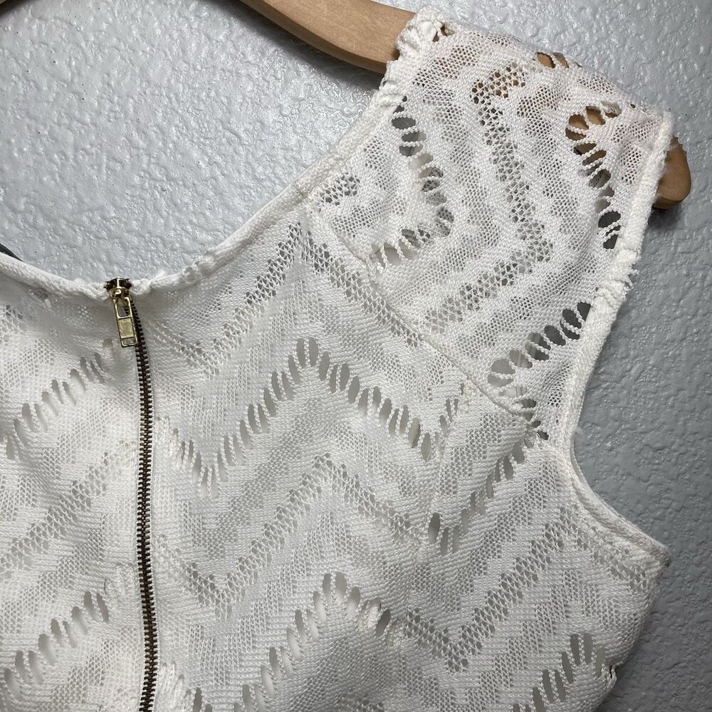 Vtg Y2K Lace Crop Top Sz M Charlotte Russe Halter White Coquette Romantic Fairy - Picture 5 of 9